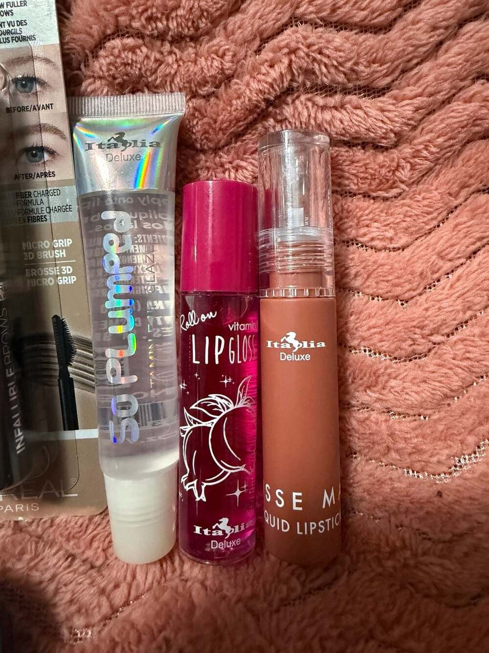 Makeup Bundle- - Picture 6 of 6